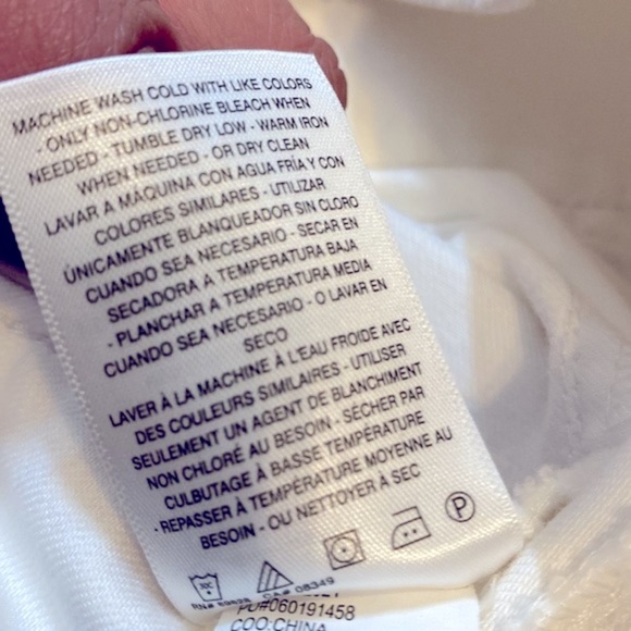 NWT JESSICA SIMPSON'S Kiss Me Jeans in White, size 33 - Picture 9 of 12